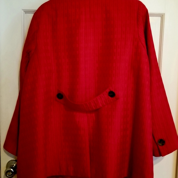 Jacket - Picture 2 of 4